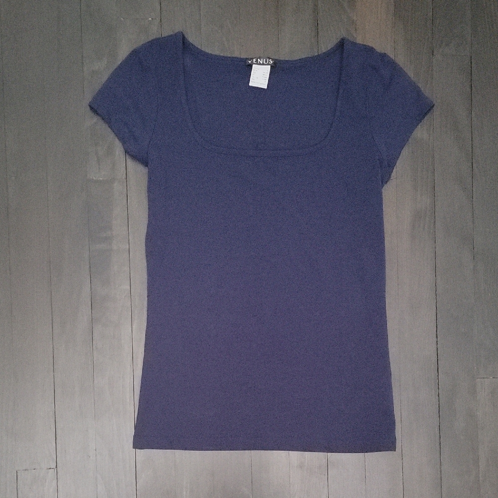 Venus Navy Blue Short-Sleeve Square Neck Top. Size S